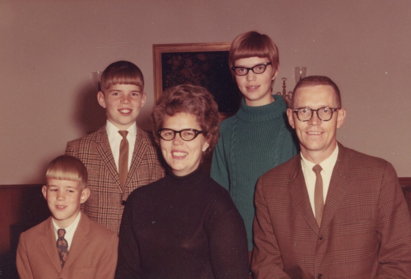 Bernard & Lois Veenstra Family - ™Photo (15)