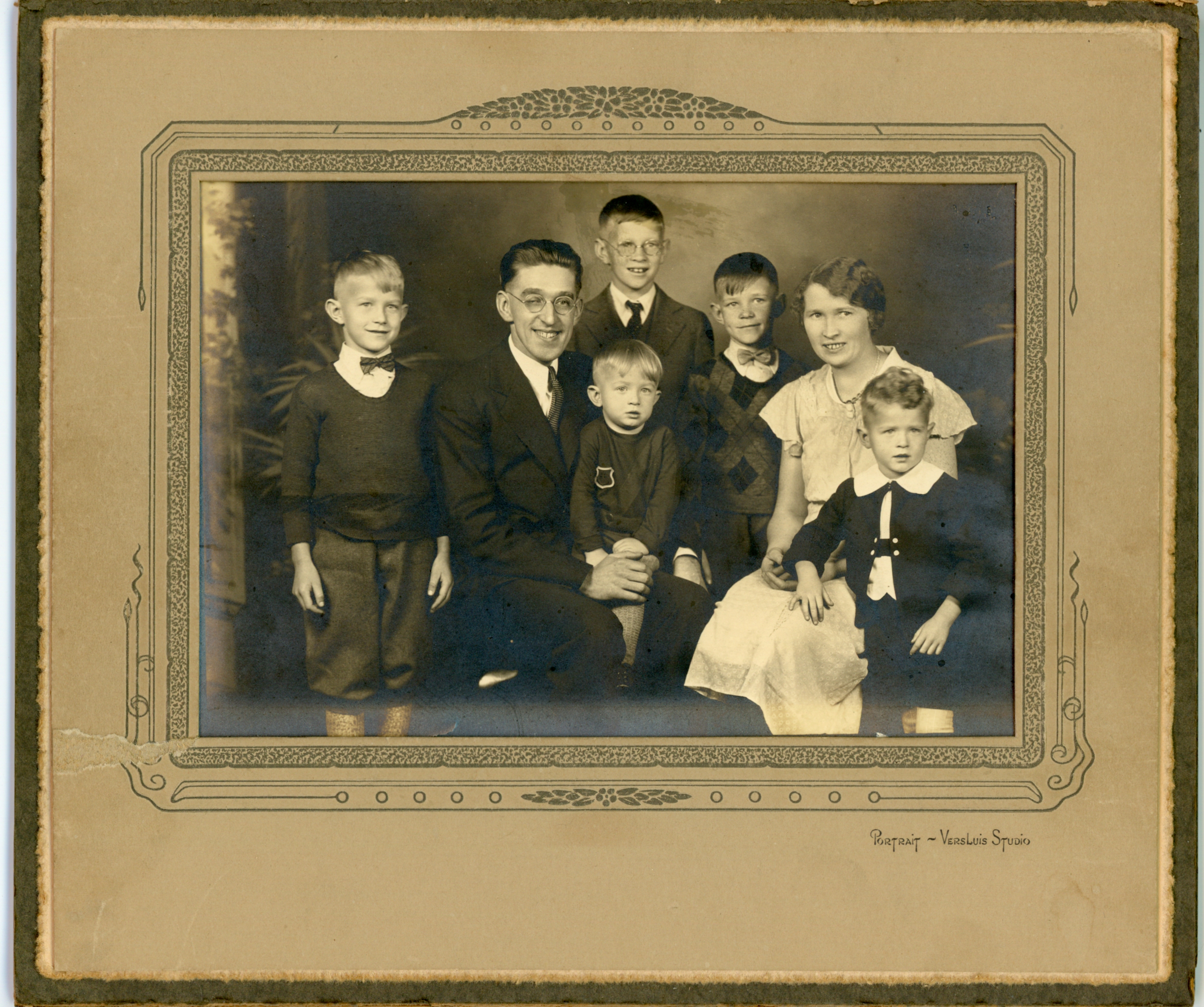 Henry & Alyda Veenstra Family - ™Photo (5)