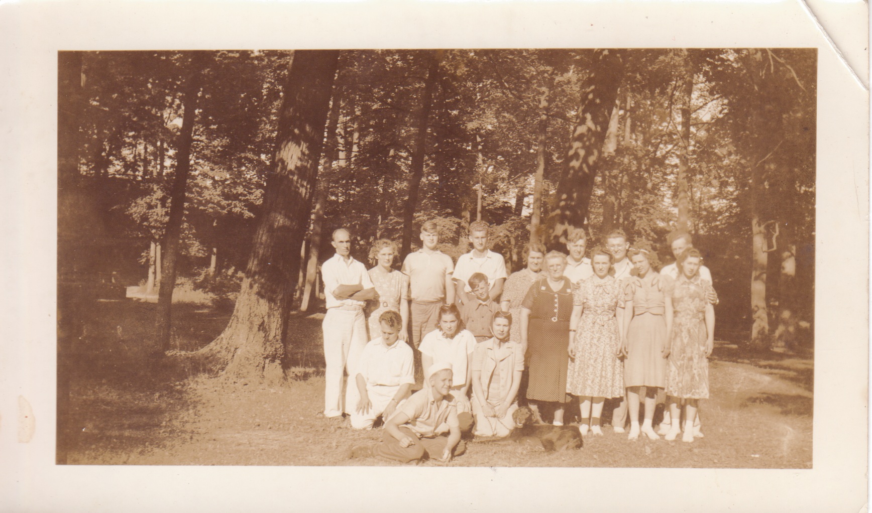 Meyer Picnic - Photo, 1939