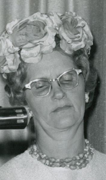 Nettie & Mary DeKruyter - ™Photo